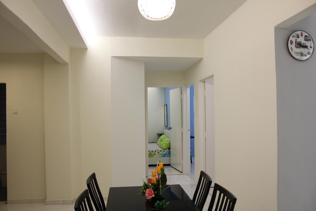 H&A Guest House Malacca Room photo